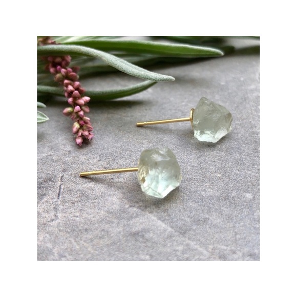 Estrella & Luna Jewelry - Light Green Amethyst Raw Stud Crystal Earrings